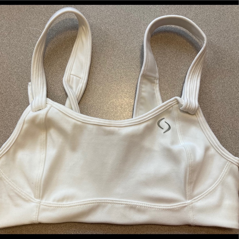 Fiona Sports Bra